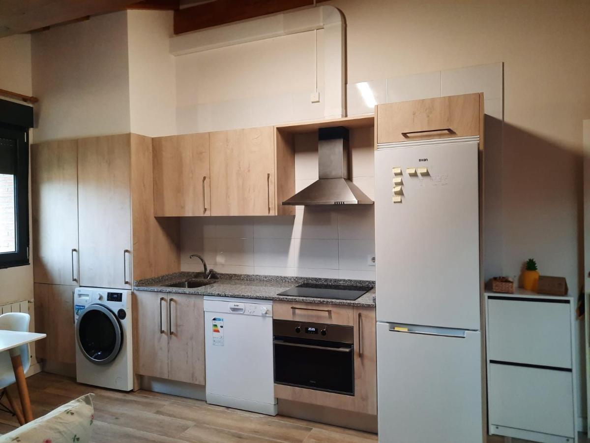 Preciosos Apartamentos A 15 Minutos De Comillas Periedo المظهر الخارجي الصورة