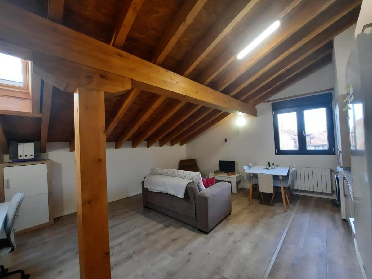 Preciosos Apartamentos A 15 Minutos De Comillas Periedo المظهر الخارجي الصورة