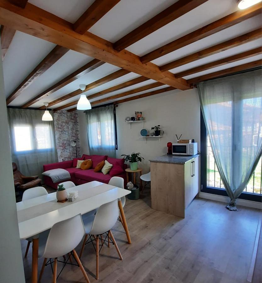 Preciosos Apartamentos A 15 Minutos De Comillas Periedo المظهر الخارجي الصورة